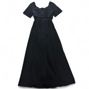 Black Maxi Scallop Square neck Short Sleeve velvet Empire Waist Formal Gown